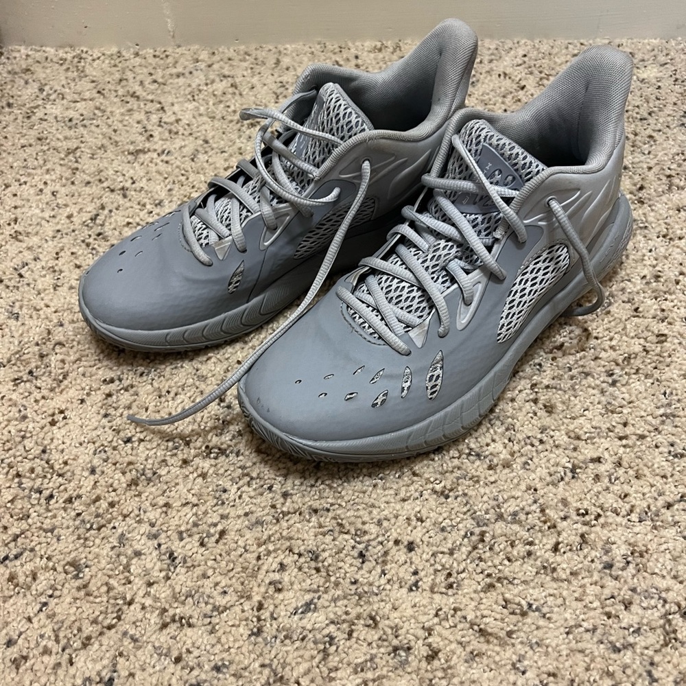UA Mens Basketball shoes